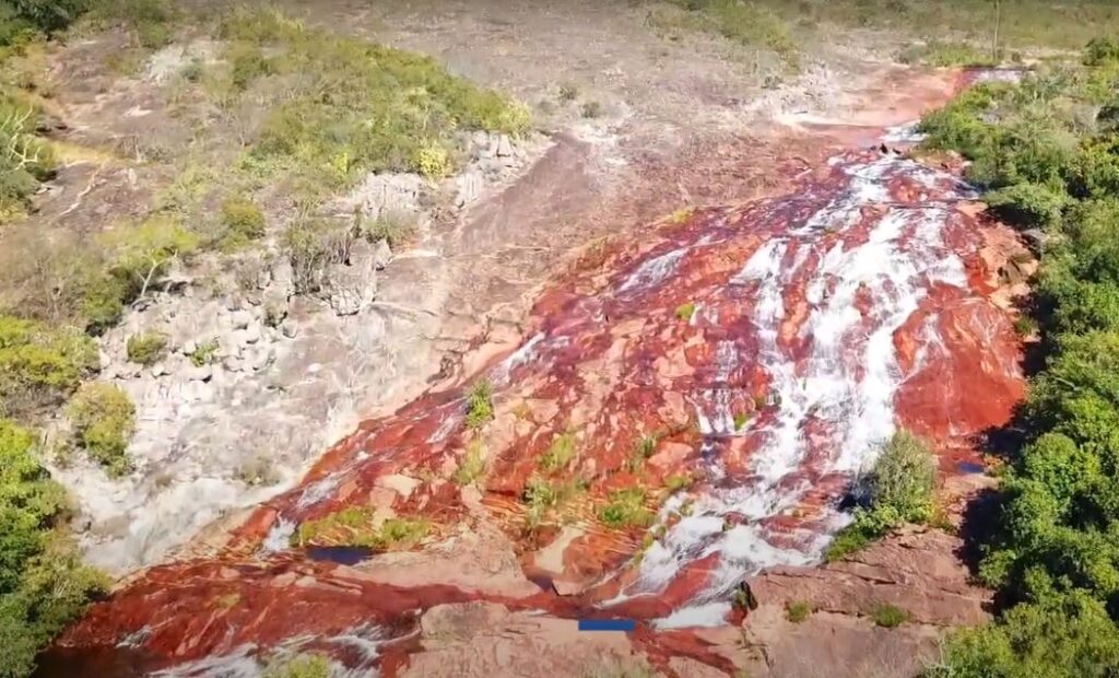 cachoeira olhos dagua goias 1
