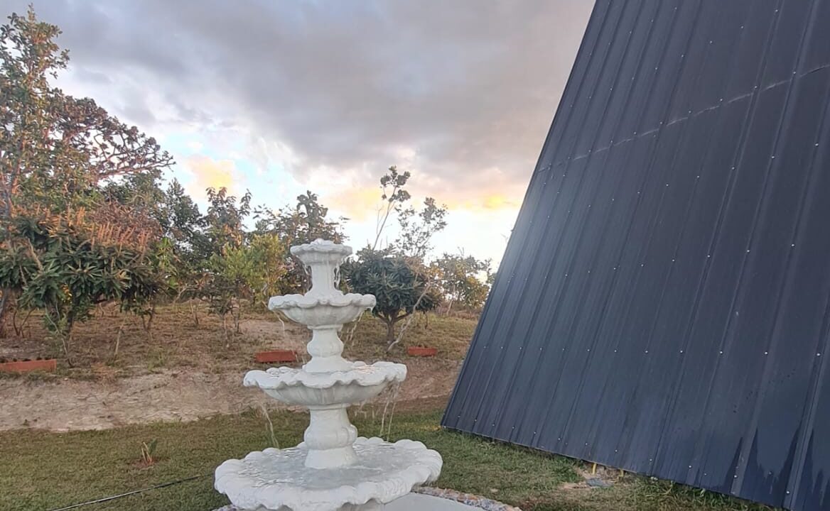 fonte de agua natural chale shamah alugue um chalé