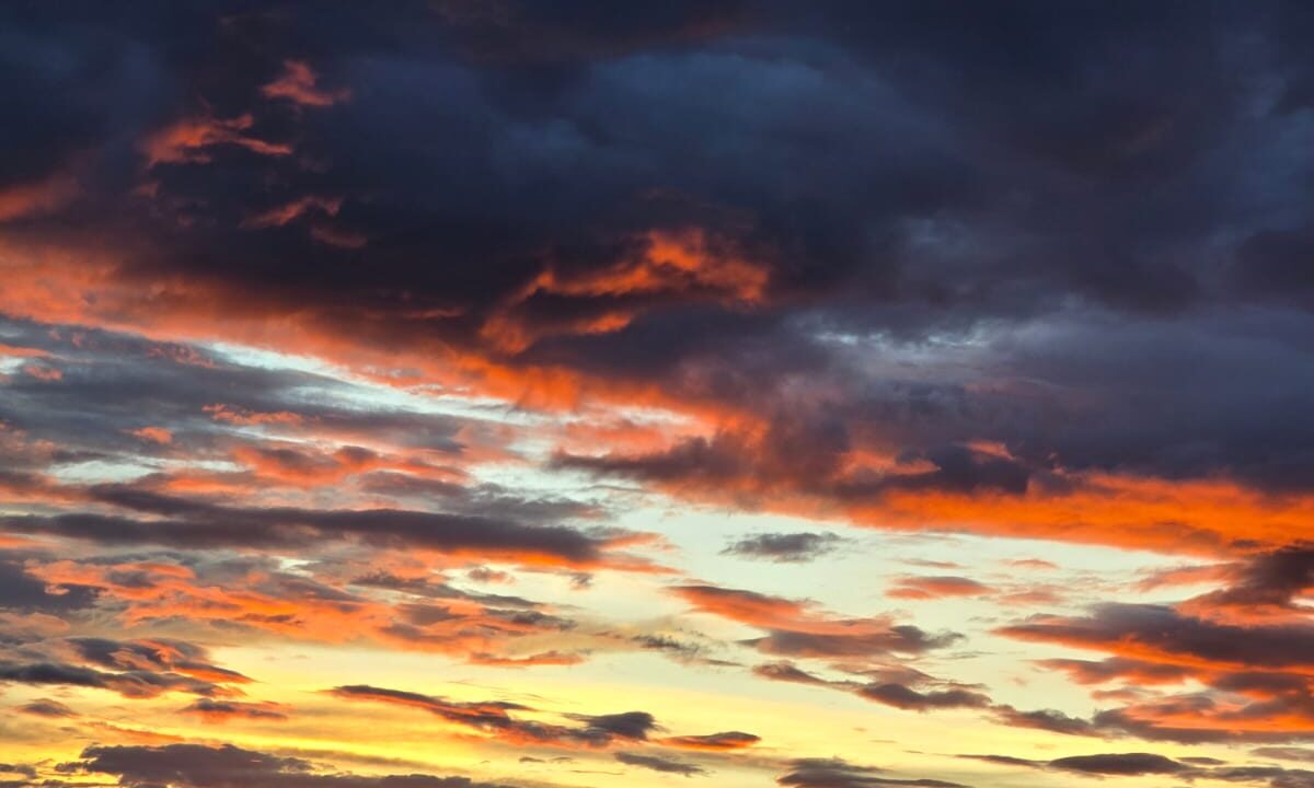 por do sol em olhos agua vista de chalé shamah