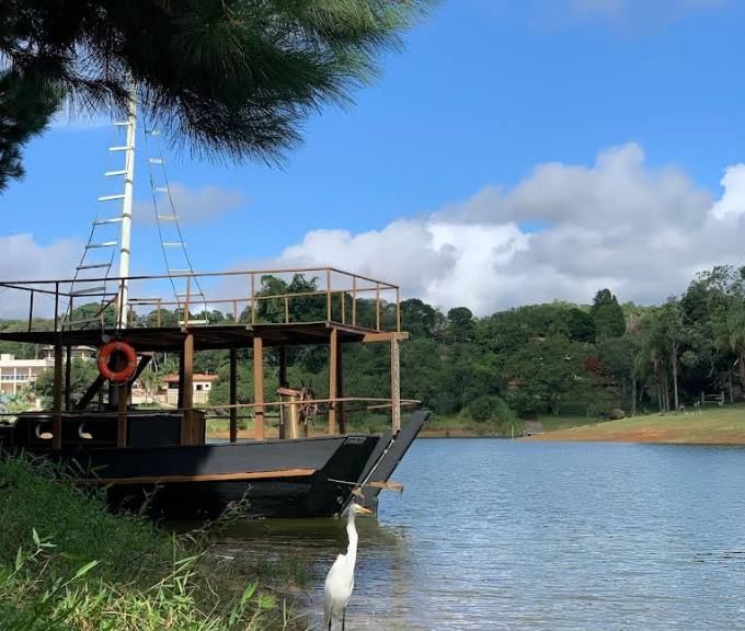 barco naufrago tupara gampling hospedagem em ibiuna sp