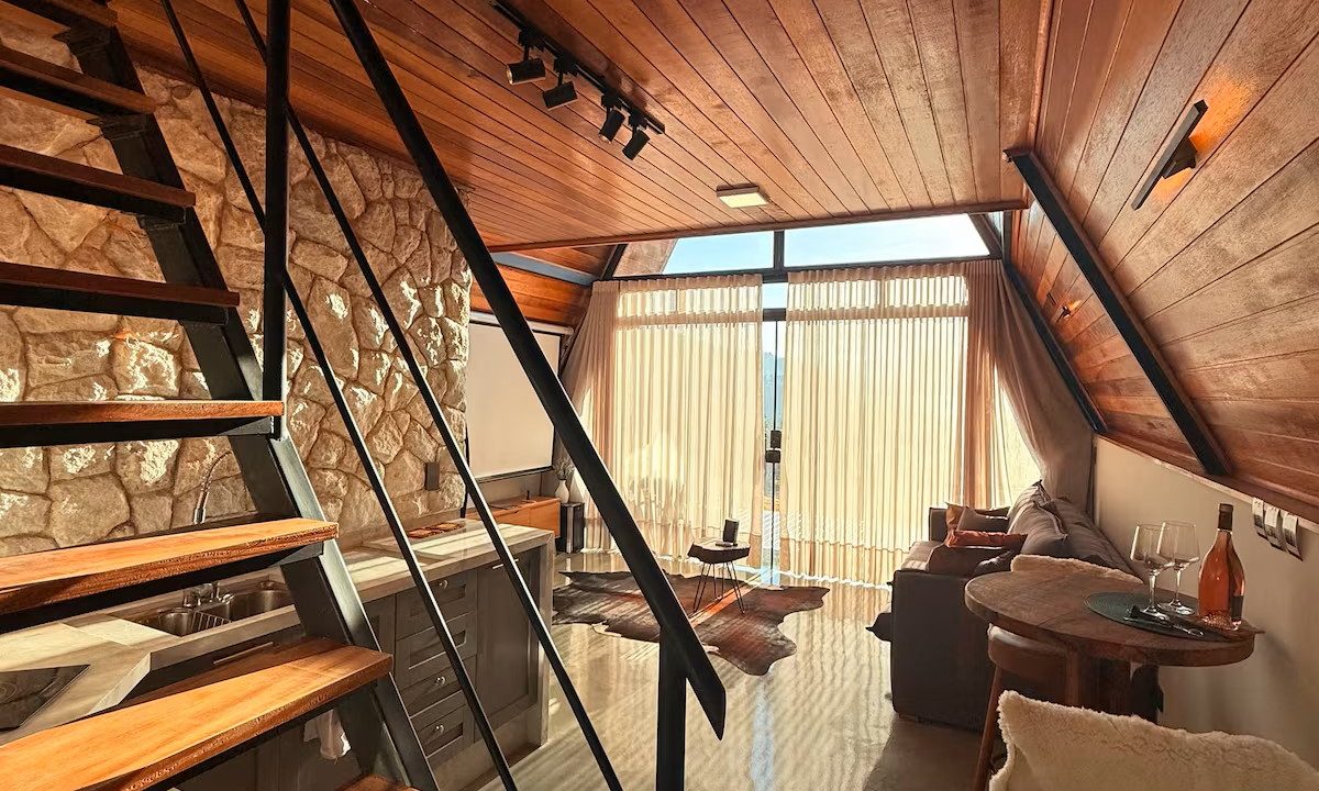 airbnb-chale-em-goncalves-para-alugar-temporada-ecomorada