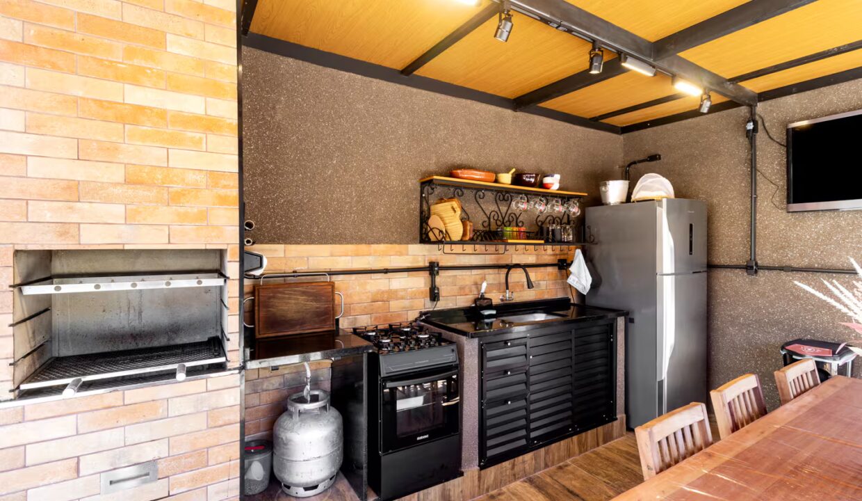 cozinha-equipada-chale-pedreira-sp-locacao-temporada