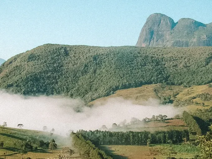 o que fazer em aiuruoca pico do papagaio mg